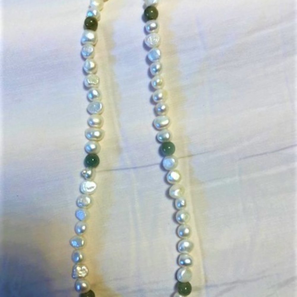 Vintage Pearl & Green Stone Necklace